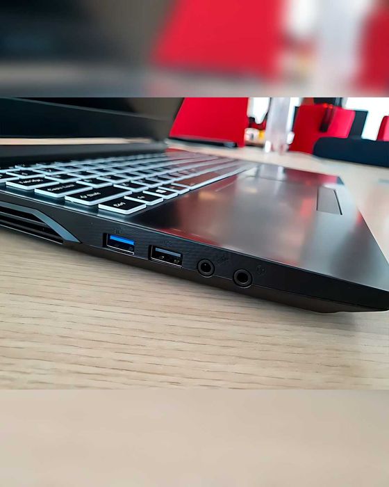 Игровой ноутбук [RTX 2060 6Gb, i7, 32Gb RAM, 1.5Tb SSD]