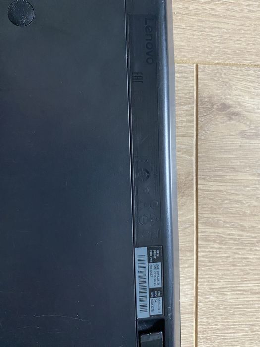 Klawiatura Lenovo - używana