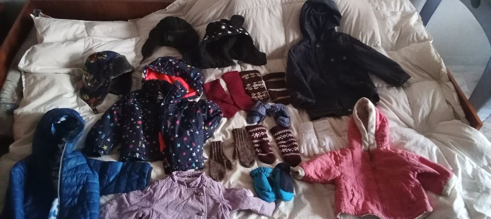 Одяг дитячий на 2-3 роки шапка рукавиці куртка