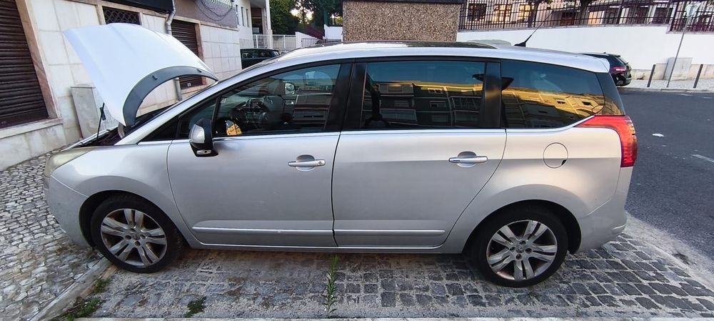 Peugeot 5008 ano 2010
