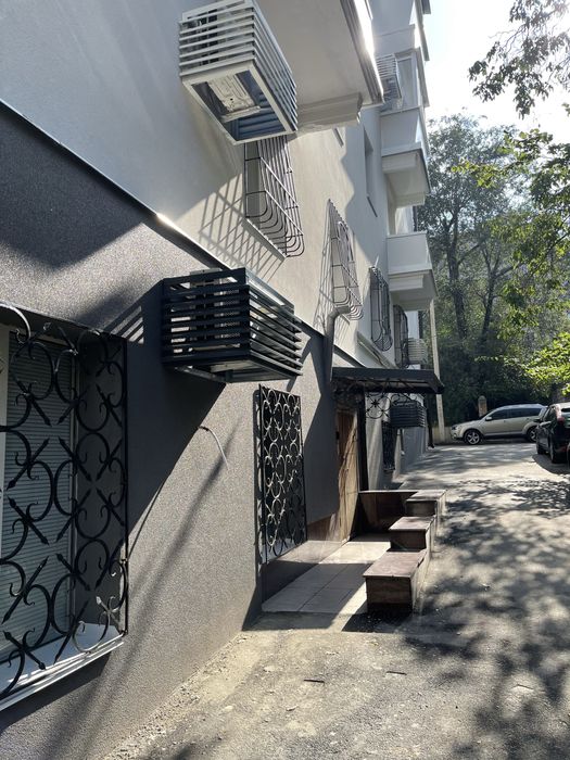 Без комиссии риелтору Продам двухком. кваритру ул Ефремова Ворошилова