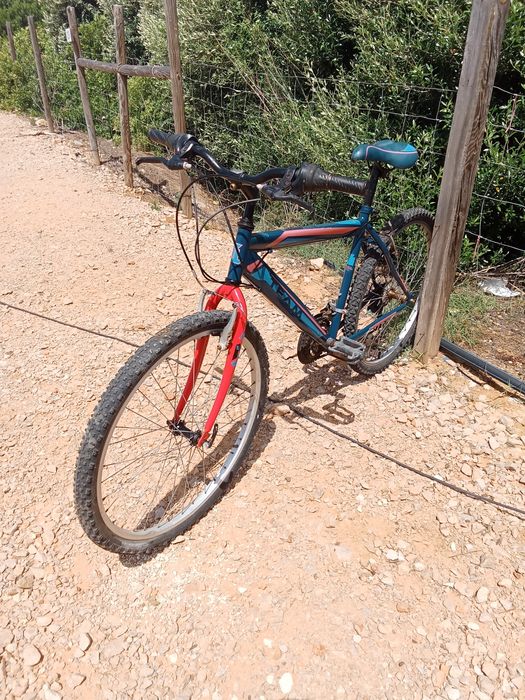 Bicicleta pronta para andar