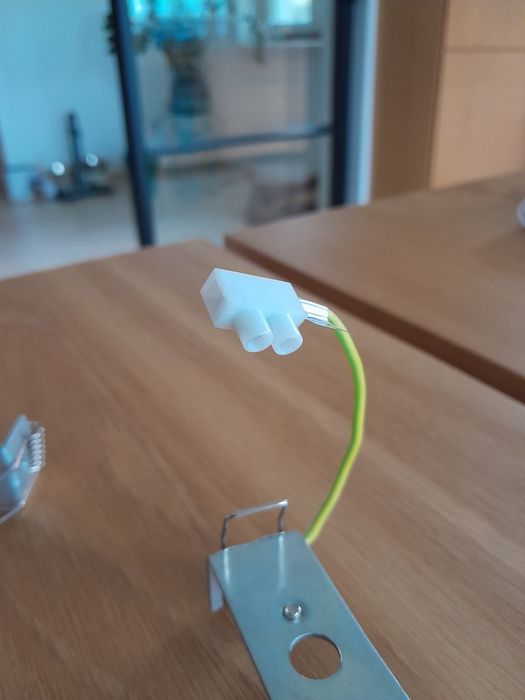 Zacisk sprężynowy klamra do opraw Led oprawka szt 4