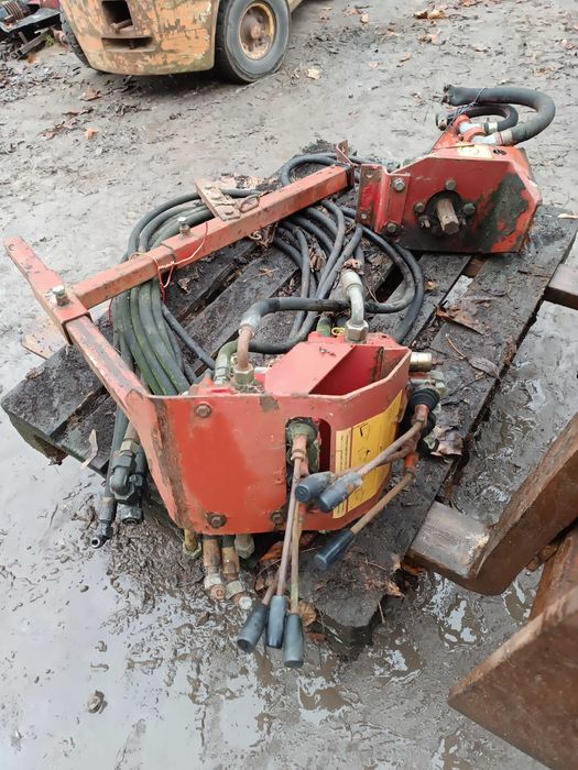 Pompa hydrauliczna rozdzielacz hydrauliczny 6 sekcyjny czesci