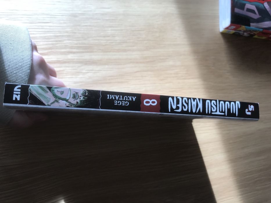 Manga Jujutsu Kaisen - volume 8