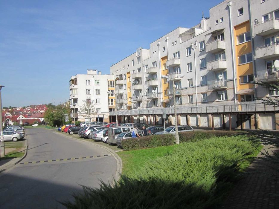 Garaż 16m2 na przechowywanie rzeczy.
