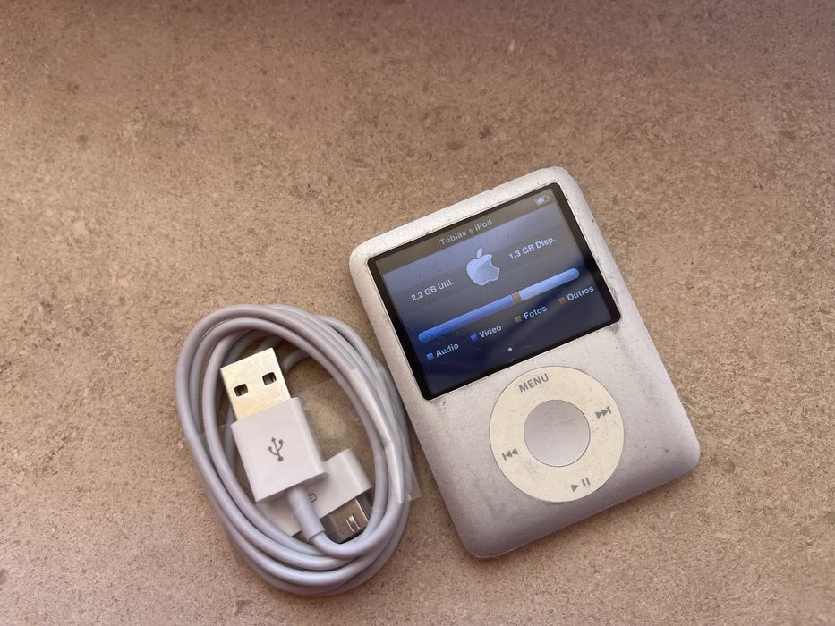 Ipod nano 3. 4gb silver