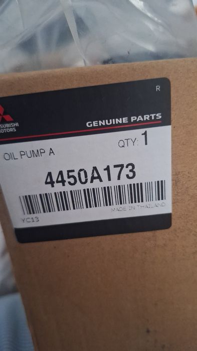 Насос гідропідсилювача керма гур Mitsubishi Pajero Sport 2, L200 2008-