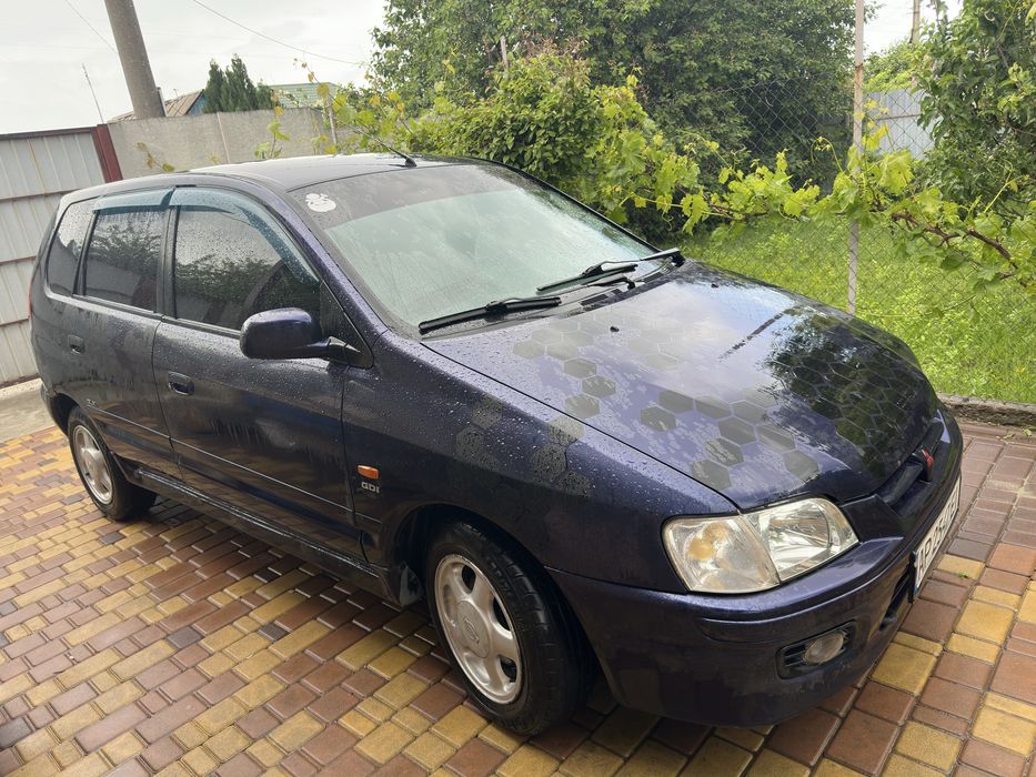 Продам машину Mitsubishi Space Star