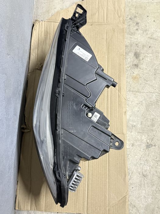 Ліва фара  Volvo XC90 2023 32404715