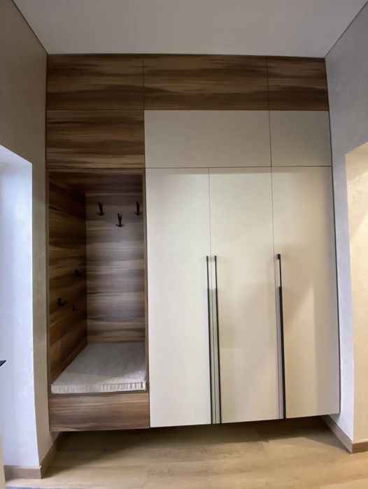 Продаж котеджу з сучасним ремонтом Зубра