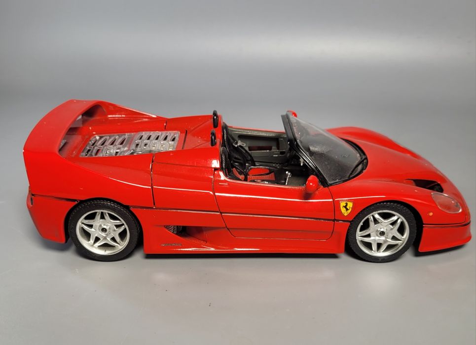 Ferrari F50 model Bburago 1:18