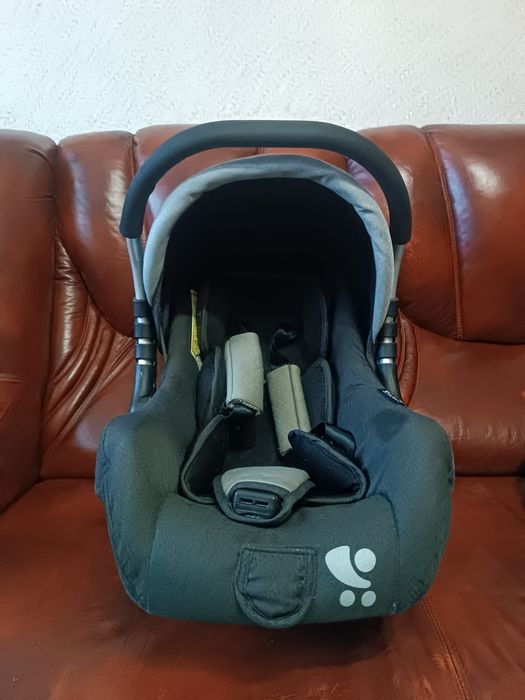 Дитяче крісло - переноска