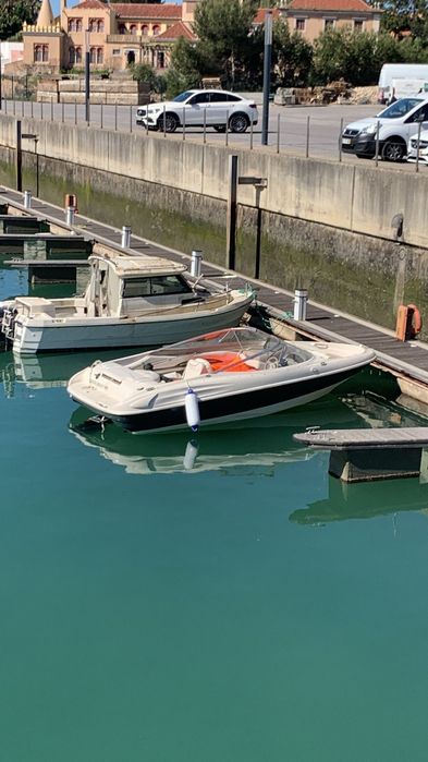 Bayliner Capri 1850 Mercruiser 145HP c/ Atrelado