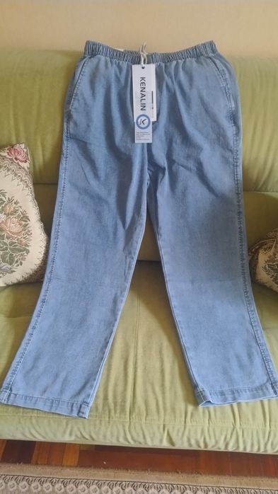 Продам мужские летние джинсы