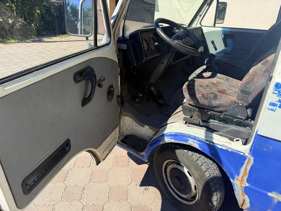 Volkswagen LT31. Пассажир. Автодом. 2.4 дизель.