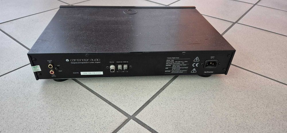 cambridge audio T500 Double Superheterodyne Tuner