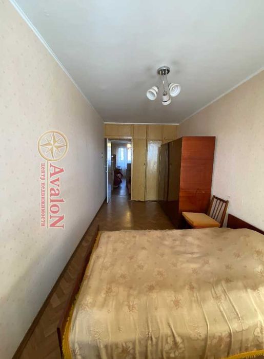 Продам просторную 3-х комнатную квартиру на посёлке Котовского .