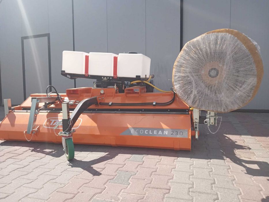 Zamiatarka drogowa-uliczna 2,30cm