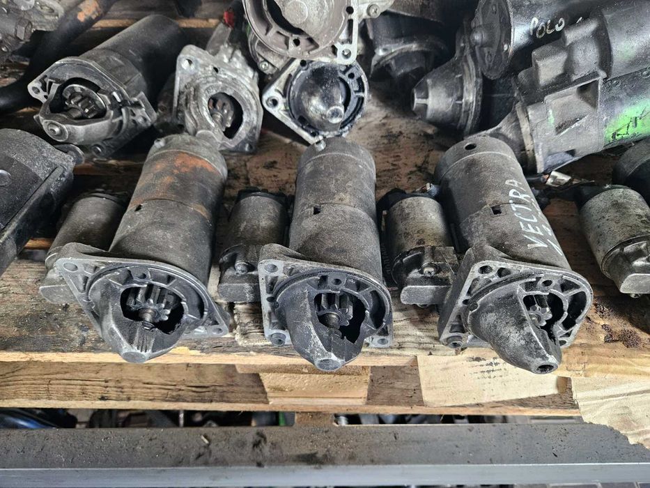 Стартер Opel Astra H Vectra C Insignia Zafira 1.9 CDTI