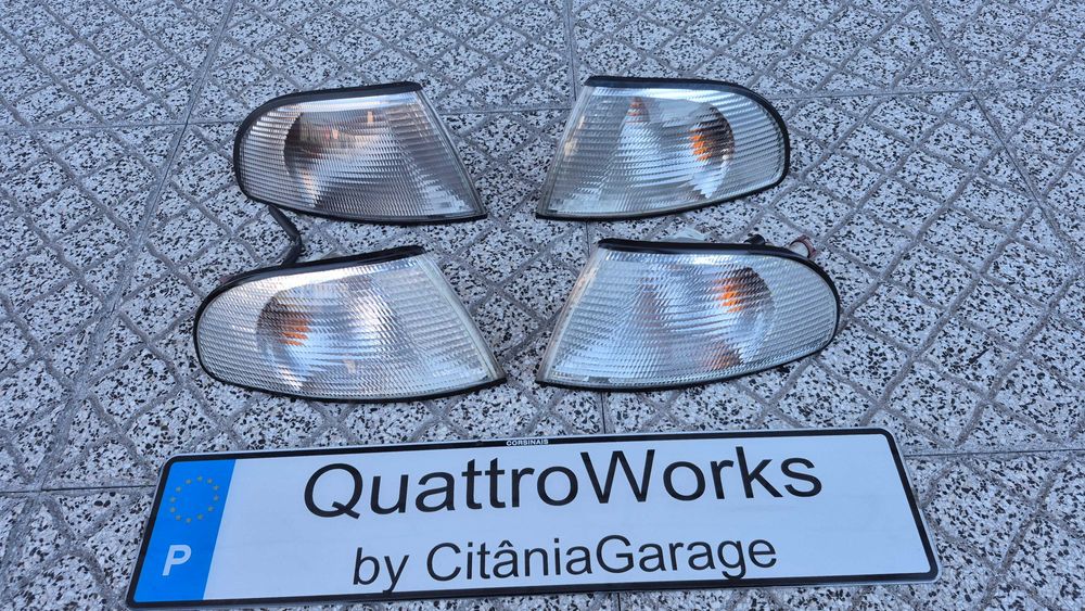 AUDI A4 B5 (8D)-PISCA/ÓTICA DIREITO-ESQUERDO 94 até 1999 Pré-Facelift