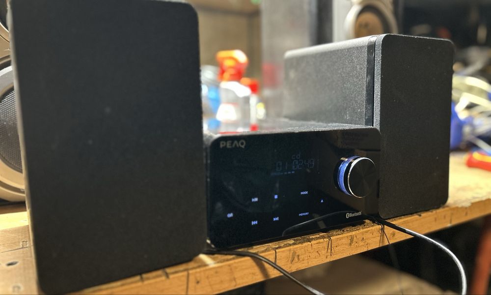 PAVAQ sprzet CD ,USB, radio