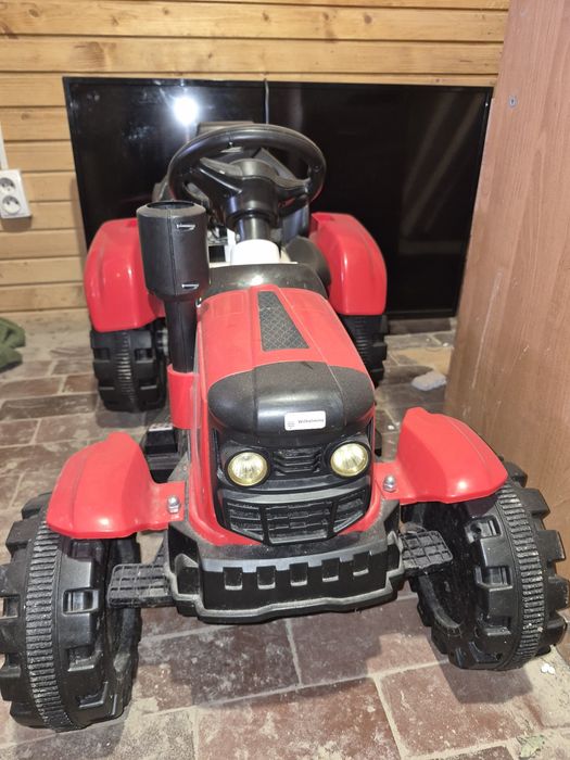 Дитячий електромобіль Трактор