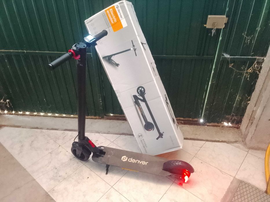 Trotinet elétrica semi-nova