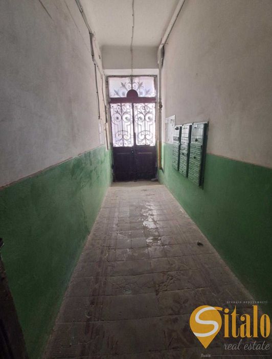 Продаж 1 кімнатної квартири, вулиця Городоцька, під ремонт