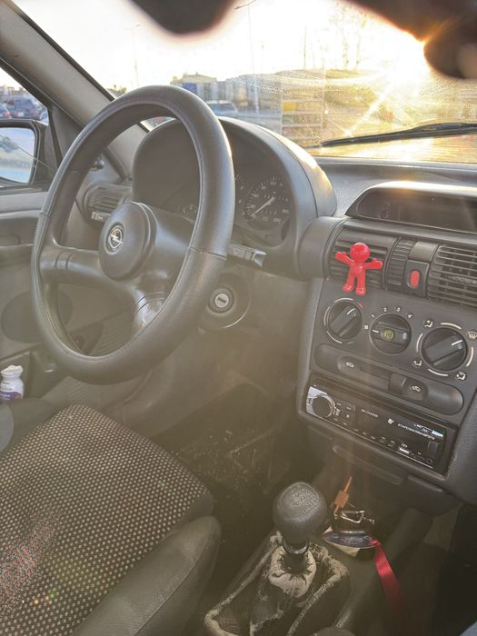 Opel corsa swing 1.2