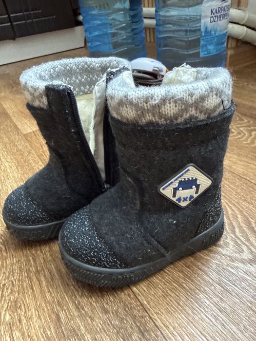 Зимове взуття 22 розмір 13.5 см
