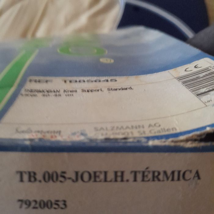 Joelheira elástica trérmica Nova