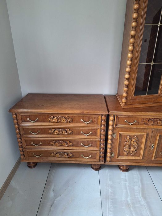 Zestaw mebli stylowych