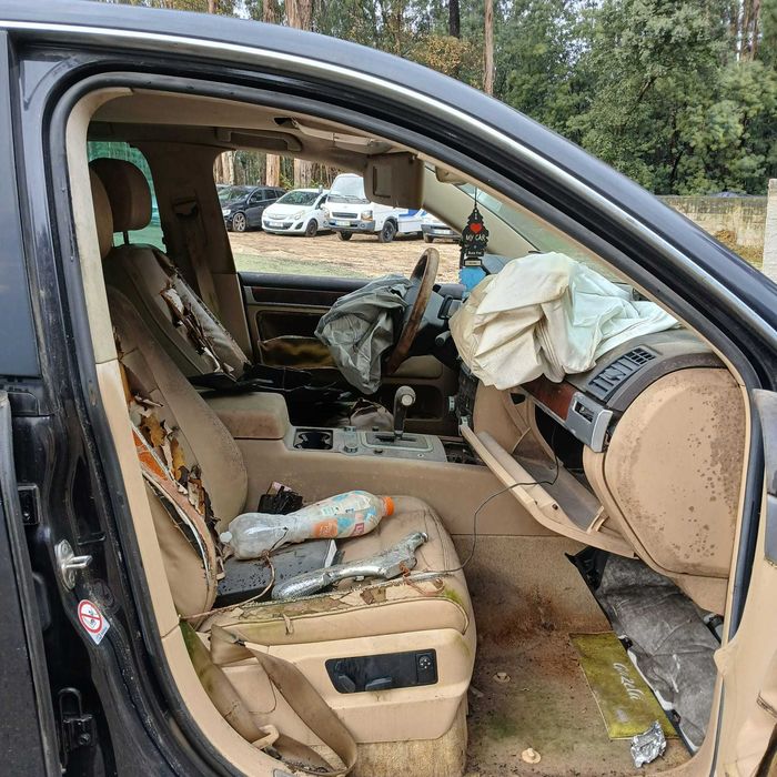 Volkswagen Touareg 5.0TDI de 2004 - Peças Usadas