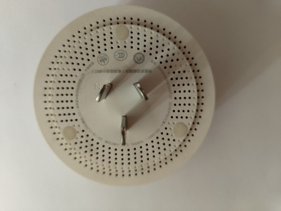 Wi-Fi Шлюз Xiaomi для умного дома з інтернет-радіо і підсвіткою