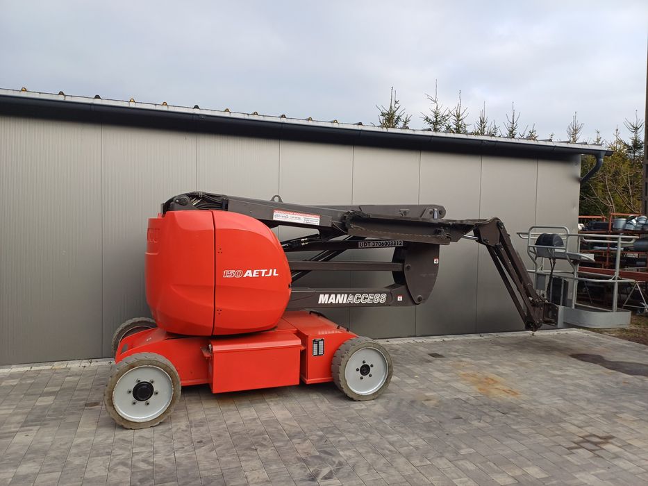 Podnośniki JLG, Manitou, Haulotte