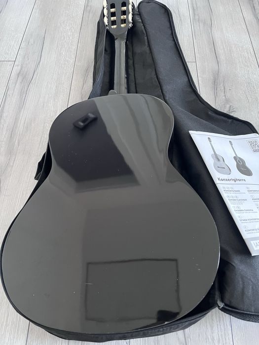 Gitara akustyczna - jak nowa