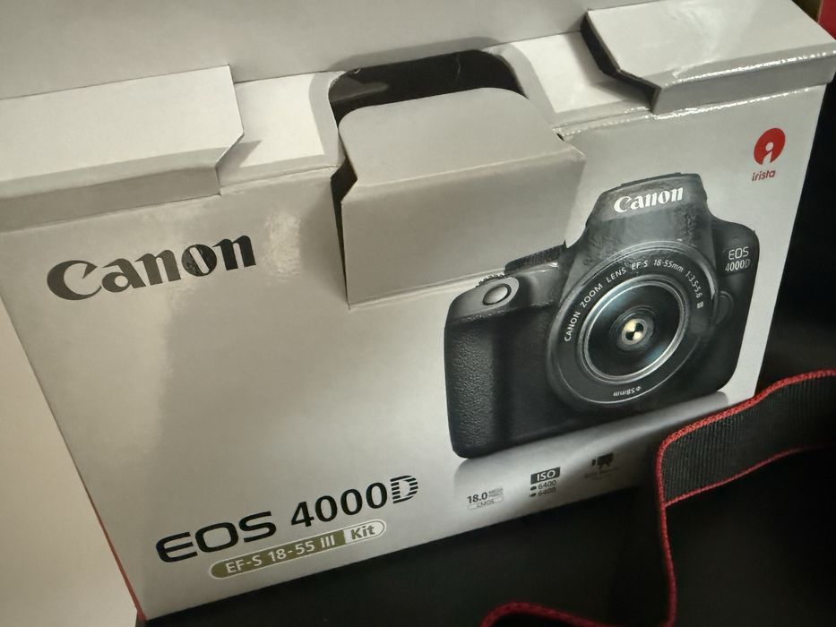 Canon EOS 4000D jak nowy!!