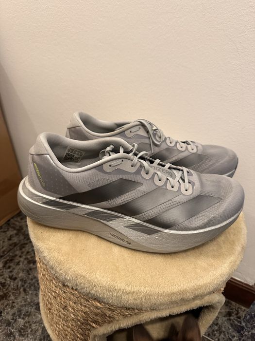 Adidas Adizero EVO SL Cinza 45 – Como Novas