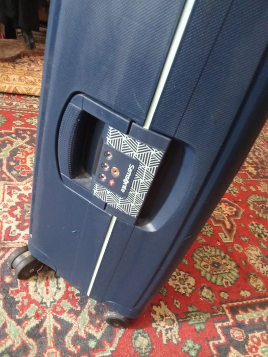 Samsonite оригинал (чемодан )