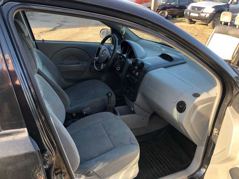 Шевроле Авео T200 / Chevrolet Aveo 2002г 1.5 бензин – на запчасти
