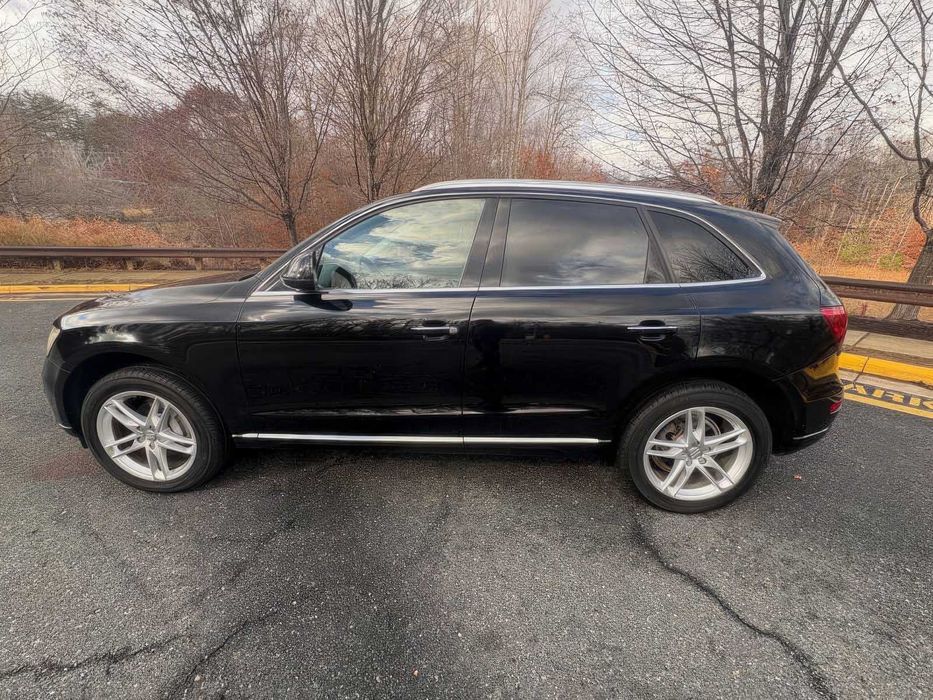 Audi Q5      2015