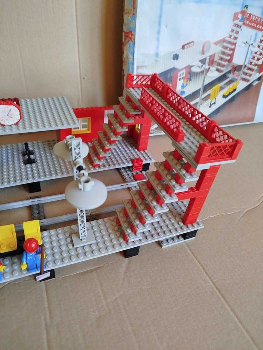 Lego 7822 Railway Station