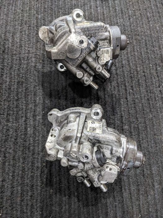 ТНВД Топливный насос BMW E60 E87 E90 E91 X3 E83 F10 2.0 D 7810696