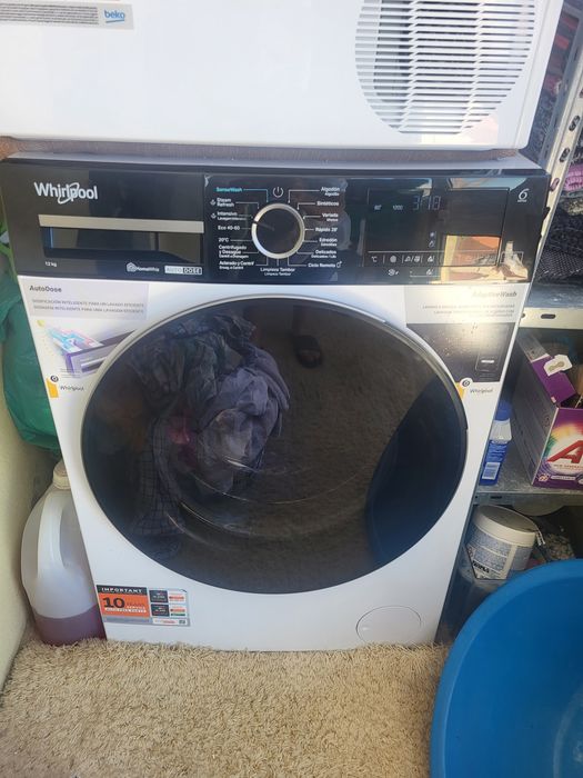 Máquina de lavar roupa 12kg Whirlpool
