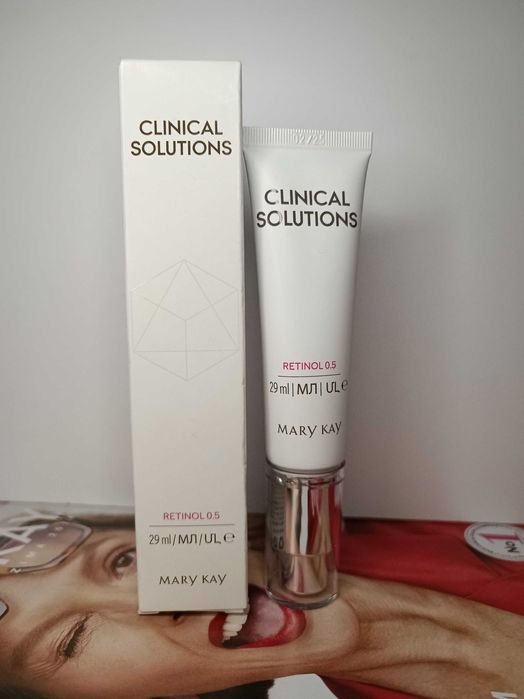 Intensywnie Odmładzający Retinol 0,5% Clinical Solutions