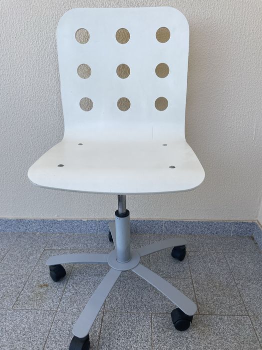 Cadeira IKEA branca