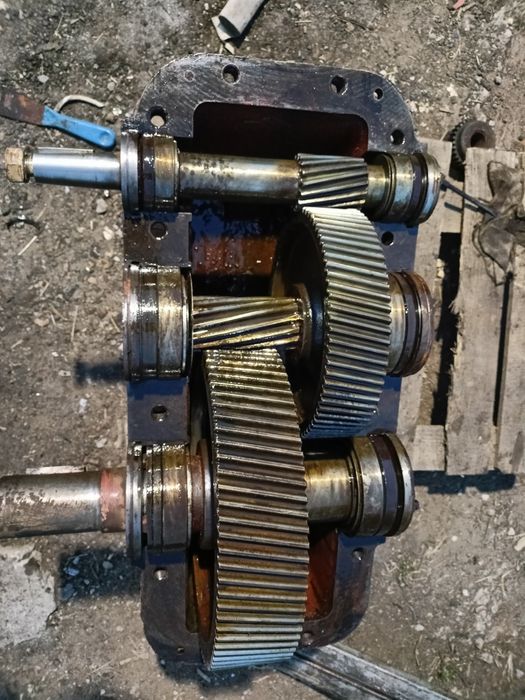 Редуктори рм500-50 ц2-350-8-40, 1кц250-20 рцд-400-250-25-40 ц2-250-50