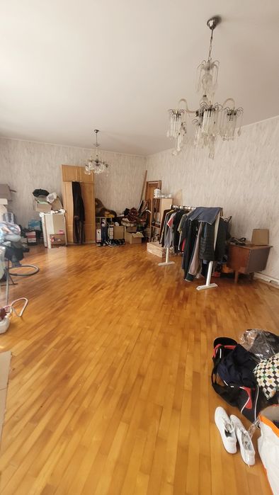 Продж частини будинку в самому Центрі по вул Мазепи.