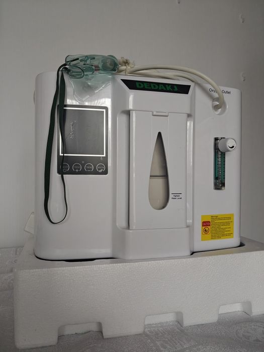 Koncentrator tlenu przenośny DEDAKJ DA-1A + MASKA Do Oddychania